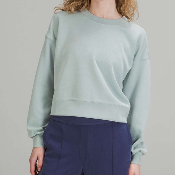 Lululemon Perfectly Oversized Cropped Crew Softstreme Silver Blue